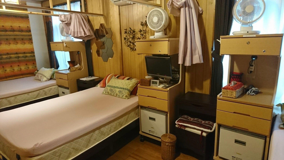Bedroom 3, Guest House Icyaribacyode, Naha