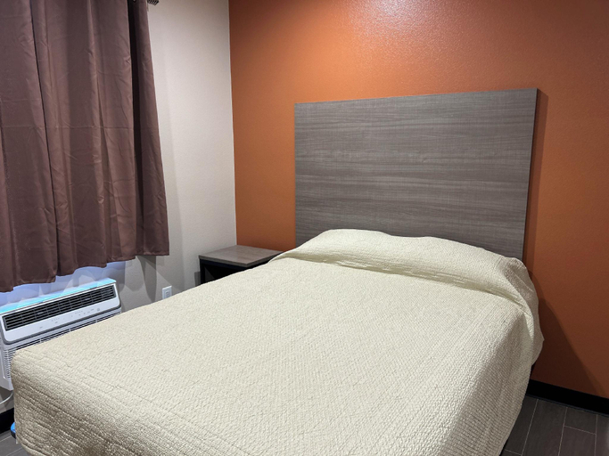 Bedroom 2, STAR INN Hotel, Los Angeles