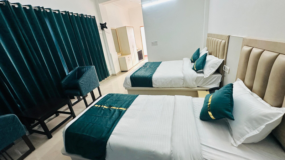 Room 2, Park In By Jolly Plaza, Reasi