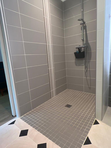 Bathroom, La bergerie, Aube
