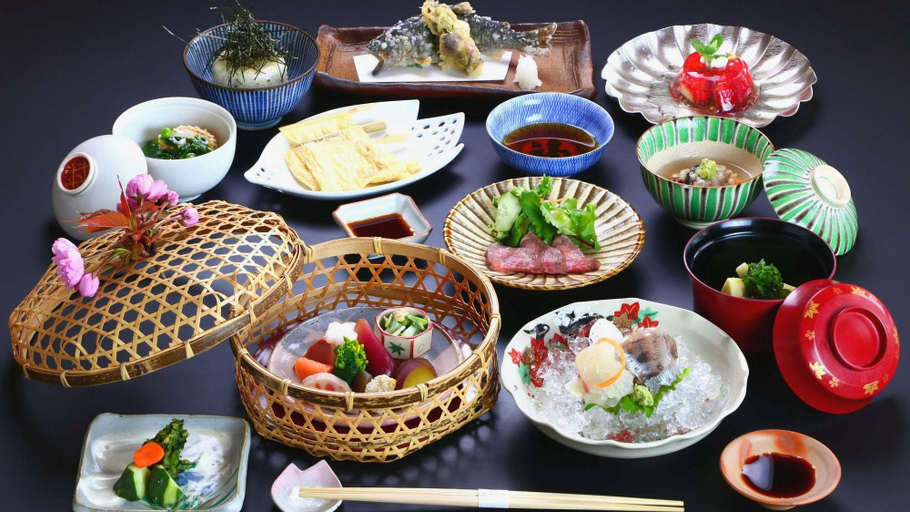 Food & Drinks 5, Marucho Ryokan, Taketa