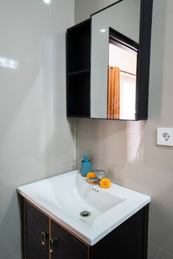 Bathroom 5, Cozzy The Glossy Hill Villa Nusa Dua, Badung