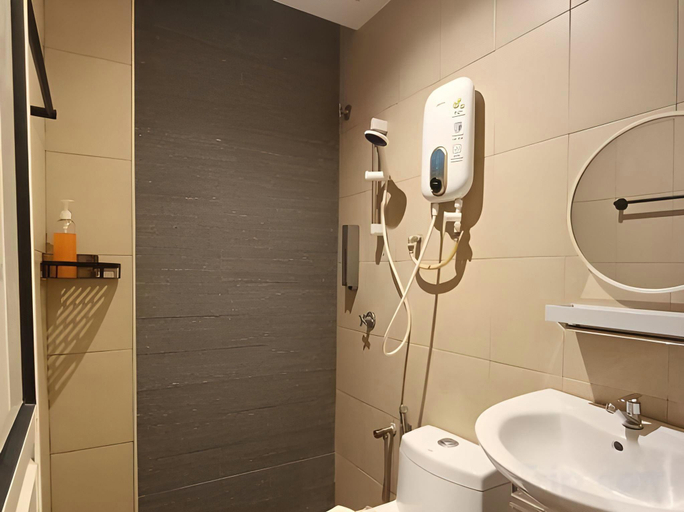 Bathroom, Swing & Pillows - Kelana Jaya Selangor Formerly Known as Sovotel Boutique Hotel, Petaling Jaya