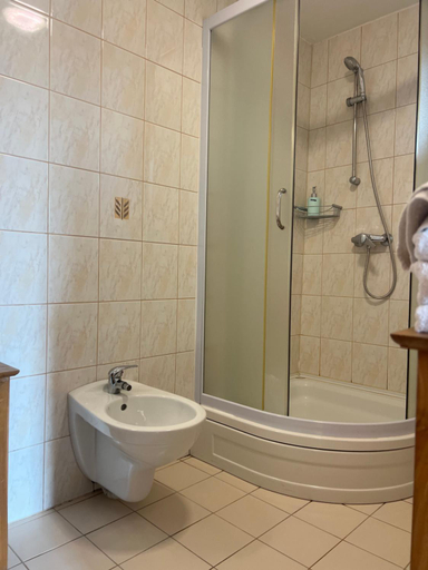 Bathroom 2, Apartments Mali Raj, Šalovci