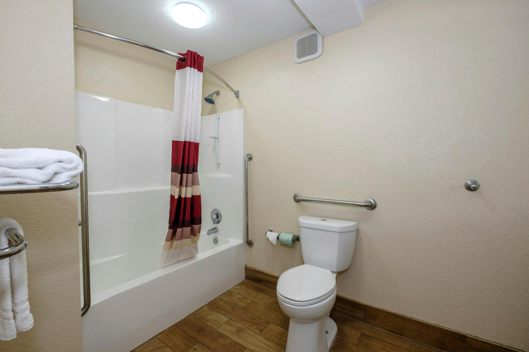 Bathroom 4, Red Roof Inn Columbus, MS, Lowndes