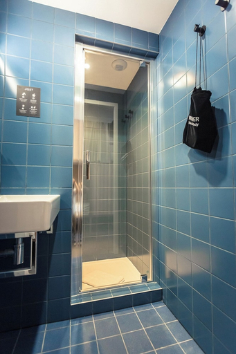 Bathroom, Jost Hotel Le Havre Gare, Seine-Maritime