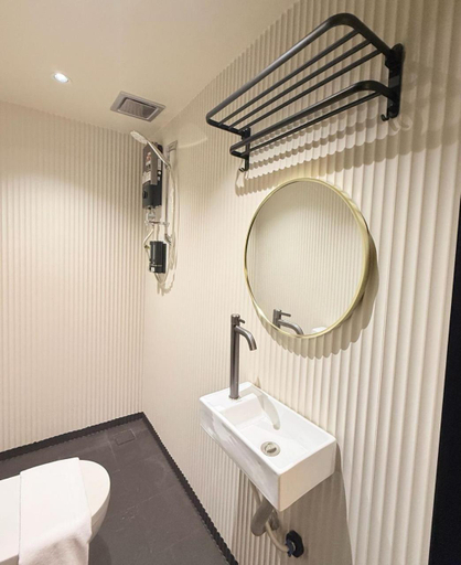 Bathroom 5, Hotel Truly Asia, Kota Kinabalu