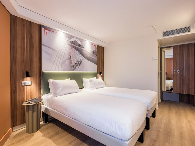 Bedroom 2, ibis Styles Annecy Le Vieux, Haute-Savoie