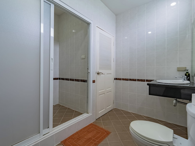 Bathroom 4, Private Pool Villa for Family & Friends, Phuket Island