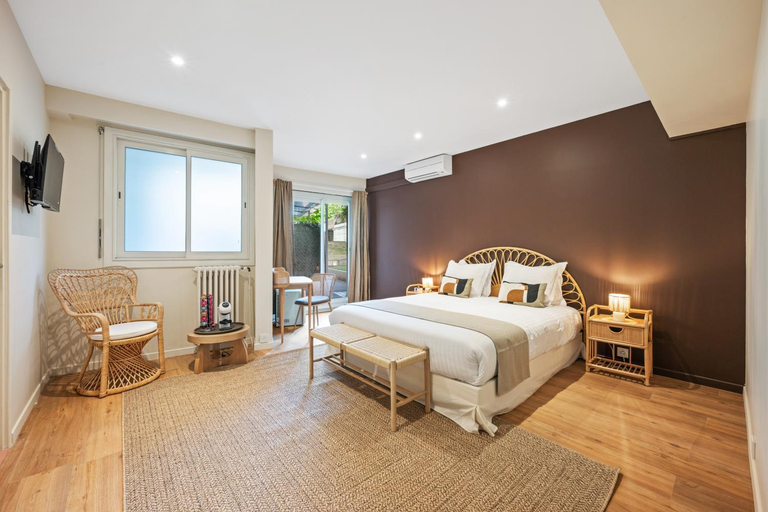 Bedroom 3, Comte De Nice, Alpes-Maritimes