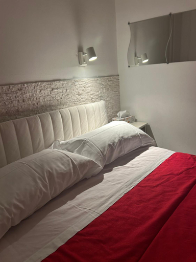 Bedroom 4, San Domenico, Bari