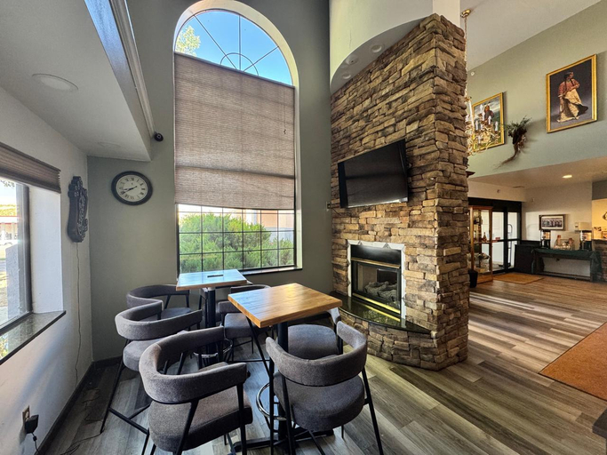 2, FairBridge Inn & Suites Thermopolis, Hot Springs