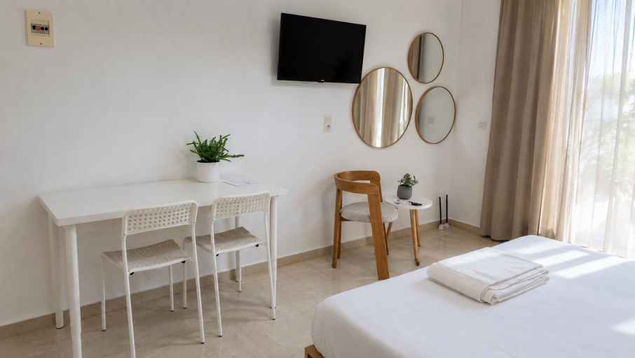 Bedroom 4, Orama Studios, Crete
