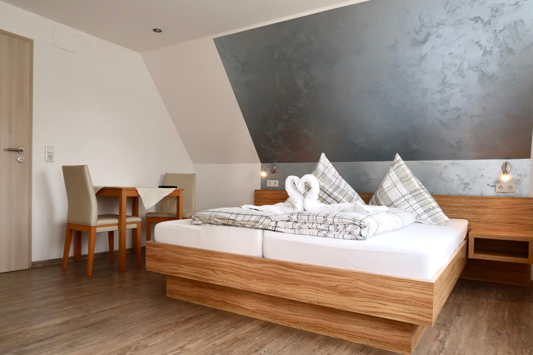 Bedroom 3, Pension Seehund in Norddeich, Aurich