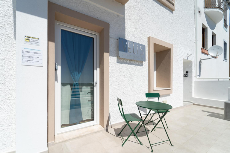 Others 5, Velis - art & hospitality, Nuoro