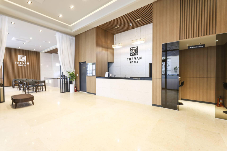 Lobby 5, The Van Hotel, Miryang