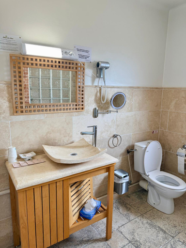 Bathroom 2, L'Imprevisto, Alpes-Maritimes