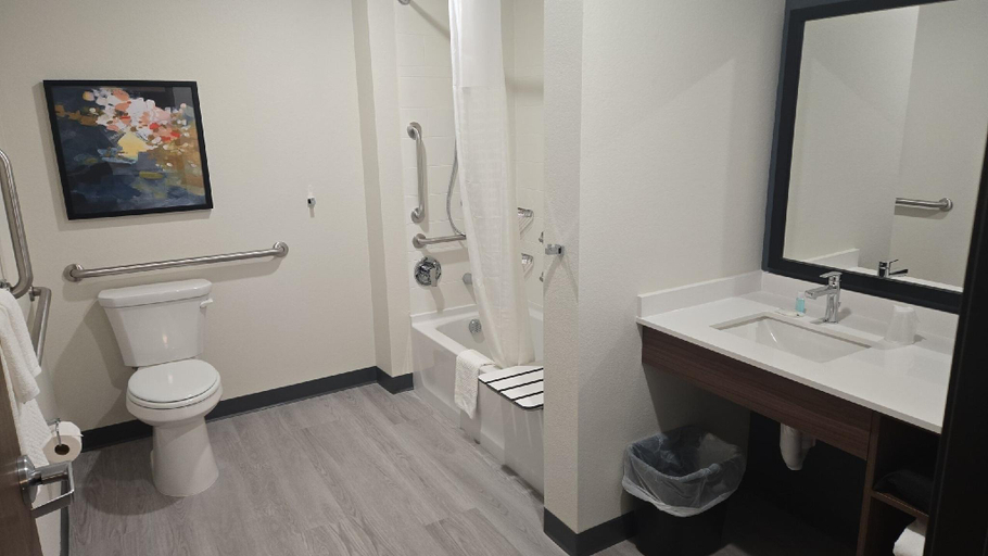 Bathroom 5, Everhome Suites Cheyenne by Choice Hotels, Laramie