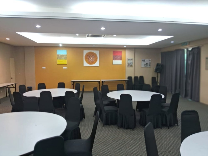 Food & Drinks 5, Zara's Boutique Hotel @ Harbour City, Kota Kinabalu