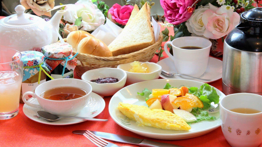 Food & Drinks 3, Pension Azeria, Nagano