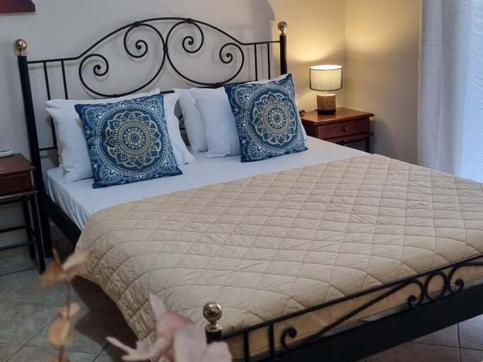 Bedroom 2, Marathon Studios & Apartments, Ionian Islands