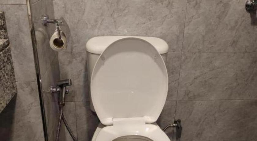 Bathroom, Gold Pine Resorts Sdn. Bhd, Penang Island