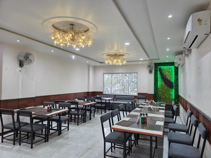 Food & Drinks 3, Kishori Vatika, Pashchim Champaran