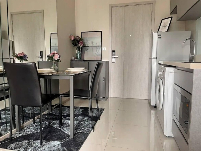 4, Modern Condo in Khlong Toei Balcony, Gym, Fast WiFi, Khlong Toey