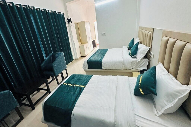 Room 5, Park In By Jolly Plaza, Reasi