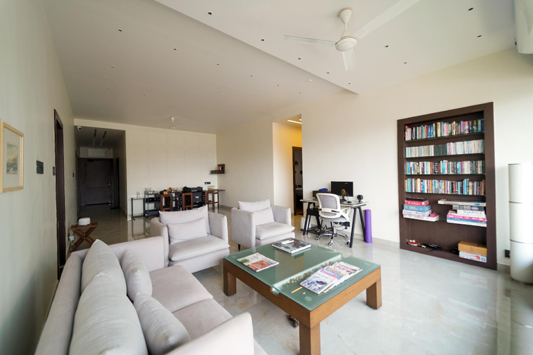 Public Area, Central Bed & Breakfast, Kolkata