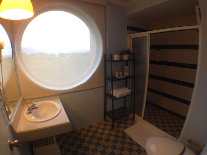 Bathroom 2, Taitung Cultural Excursion Resort, Taitung