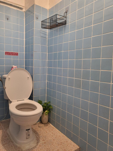 Bathroom, Aunty Thong's House, Phra Nakhon