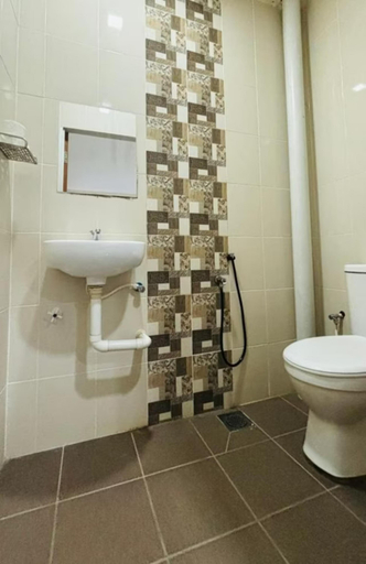 Bathroom 5, Collection O Axlite Hotel, Larut and Matang