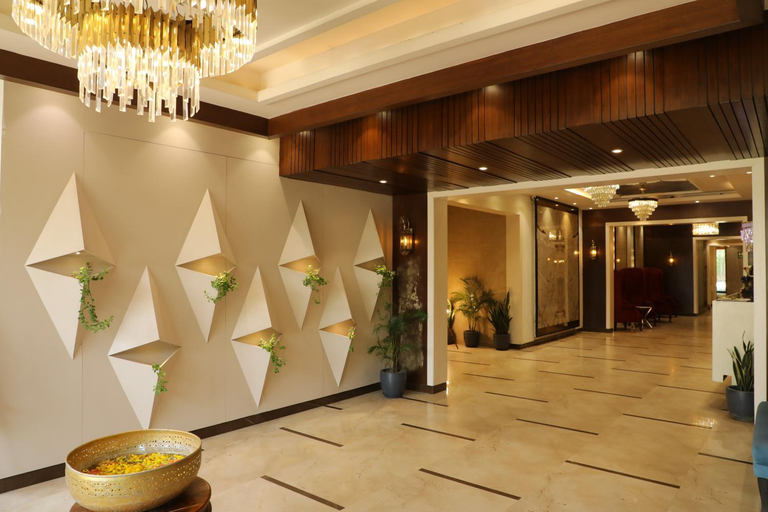 Public Area 3, Sona Pristine Hotel And Resort, Sahibzada Ajit Singh Nagar