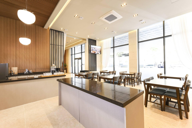 Food & Drinks 3, The Van Hotel, Miryang