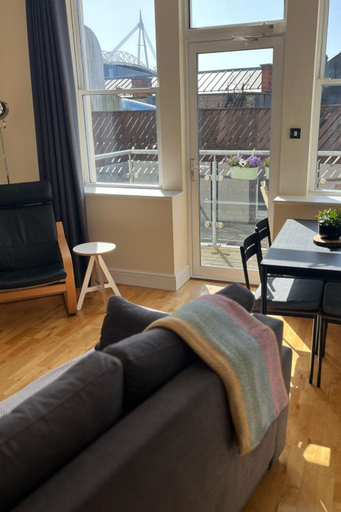 Balcony/terrace 4, Cardiff Apt - Sleeps 6 - Castle & Stadium Nearby, Cardiff