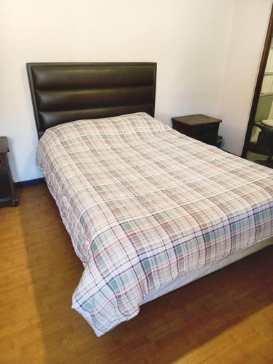 5, B&B Recoleta, Oropeza