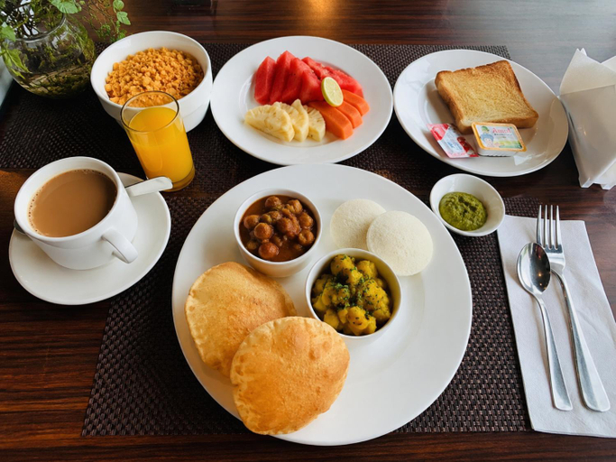 Food and beverages, Hotel TARK Premium Near IGI Airport Delhi, Delhi
