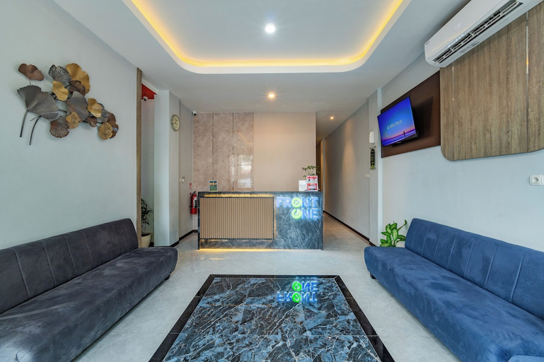 Others 5, Front One Budget Hotel Tirtonadi Solo, Solo