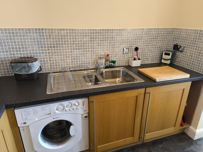 3, Cardiff Apt - Sleeps 6 - Castle & Stadium Nearby, Cardiff