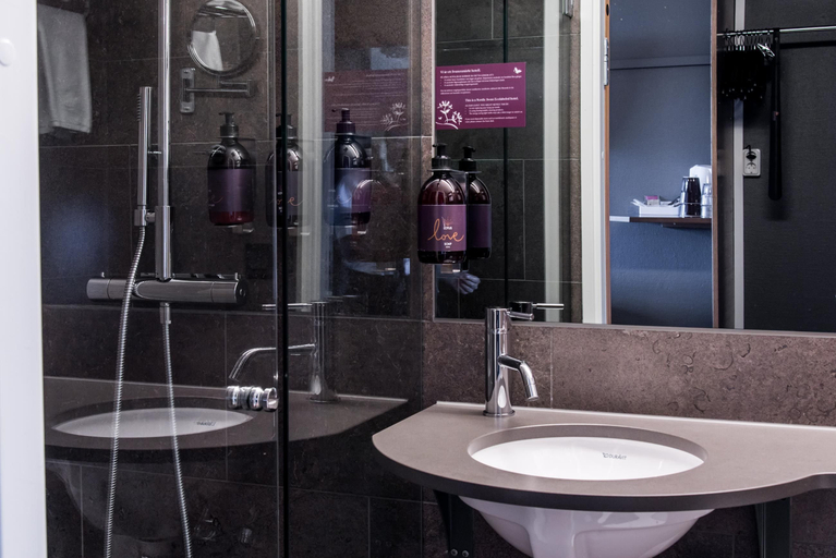 Bathroom 5, Arken Hotel & Art Garden Spa, Göteborg