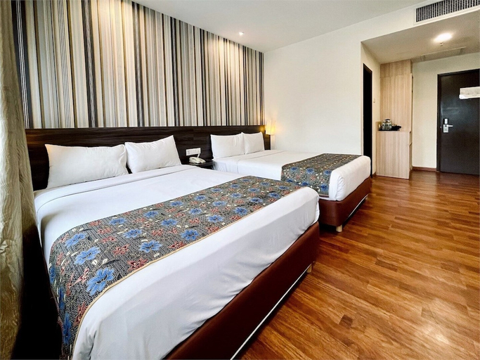 bedroom 12