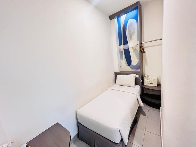 bedroom 16