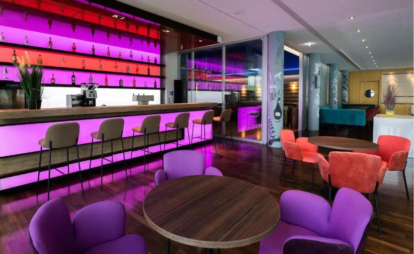 Food & Drinks 5, DoubleTree by Hilton Frankfurt Niederrad, Frankfurt am Main