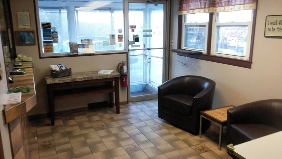 Public Area 2, Mayflower Motel Milford, New Haven