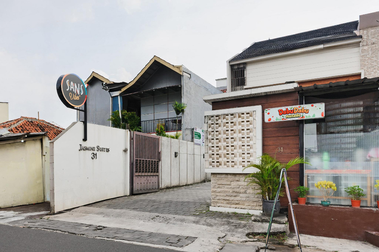 Others 3, Sans Vibes Jasmine Suite TB Simatupang, South Jakarta