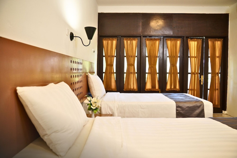 Bedroom 3, The Tavia Riverside Resort & Convention, Bogor