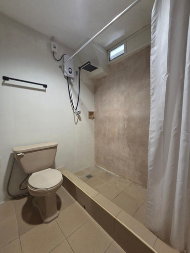 Bathroom 3, Hotel Bella Monte, Olongapo City