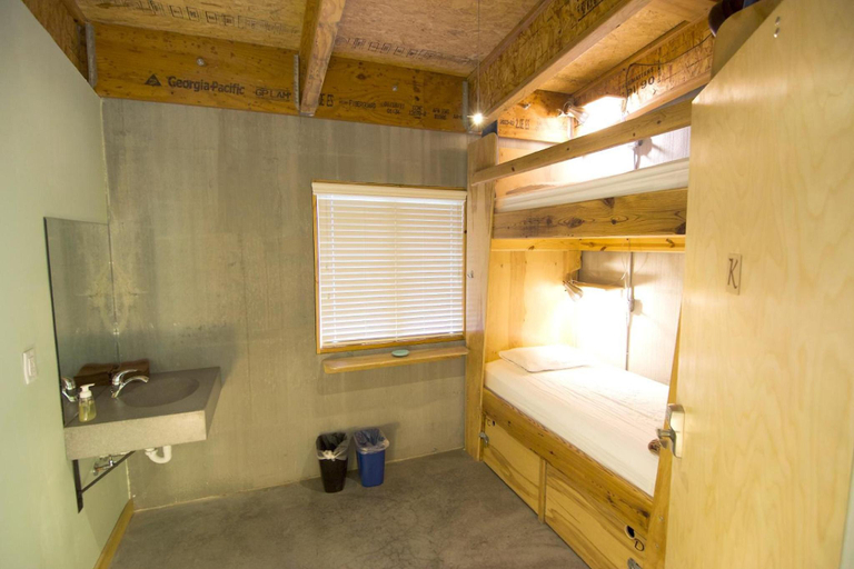 Bedroom 3, The Crash Pad: An Uncommon Hostel, Hamilton