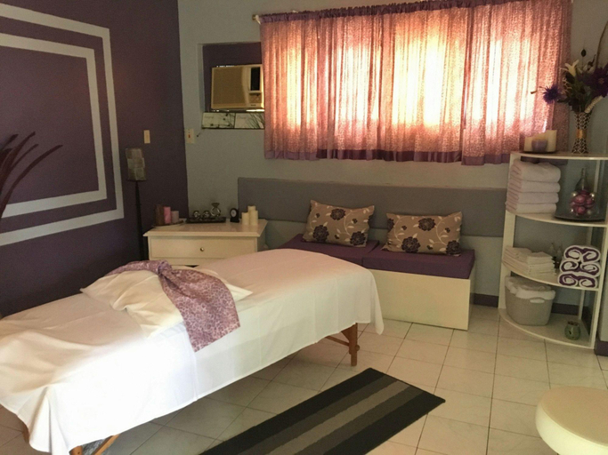 Bedroom 2, Toby's Resort